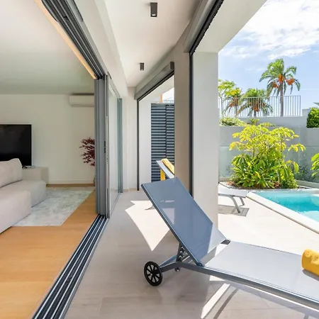 Acqua Sensation By Lovelystay *