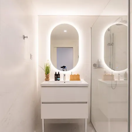 Acqua Sensation By Lovelystay Funchal (Madeira)