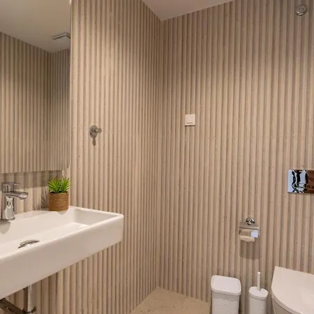 Acqua Sensation By Lovelystay * Funchal (Madeira)