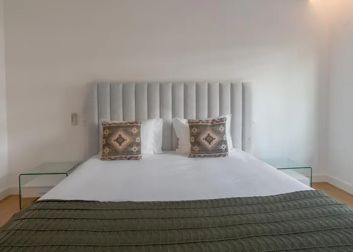Acqua Sensation By Lovelystay Apartment